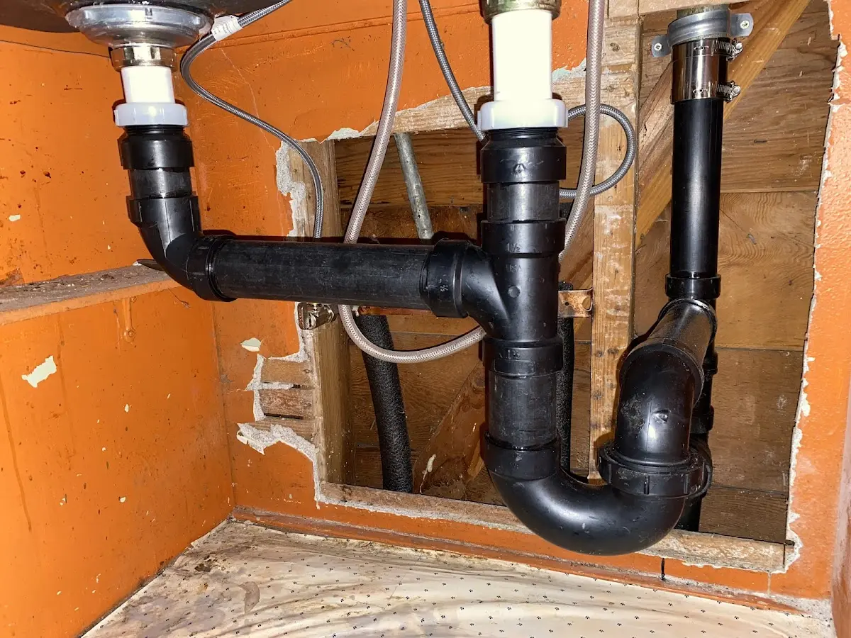 Professional Pipe Bursting equipment and tools on the job in Boscobel